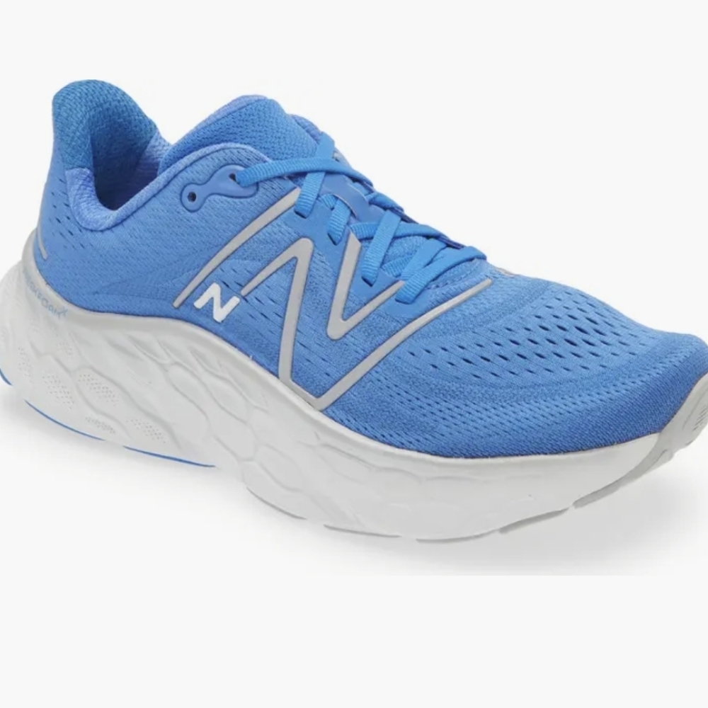 New Balance Fresh Foam X More V4 Running Shoe (Women)